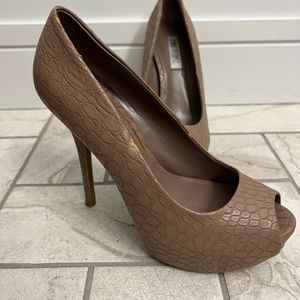 Jennifer Lopez Peep Toe Heels